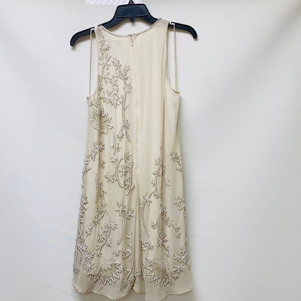 Badgley Mischka white with pearls sleeveless cocktail dress - Picture 6 of 12